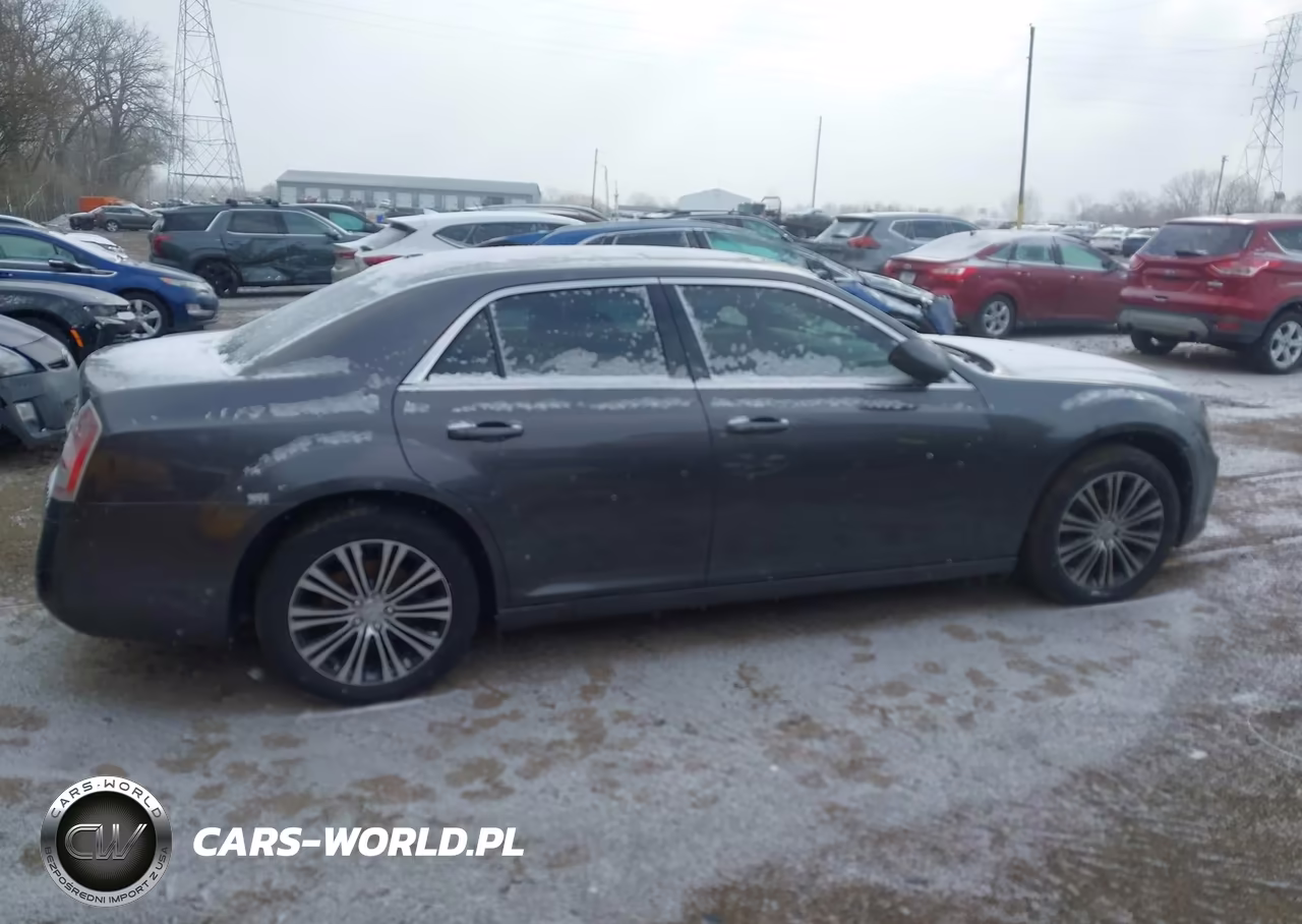 2014 Chrysler 300 300S VIN:2C3CCAGT3EH164439 - 13