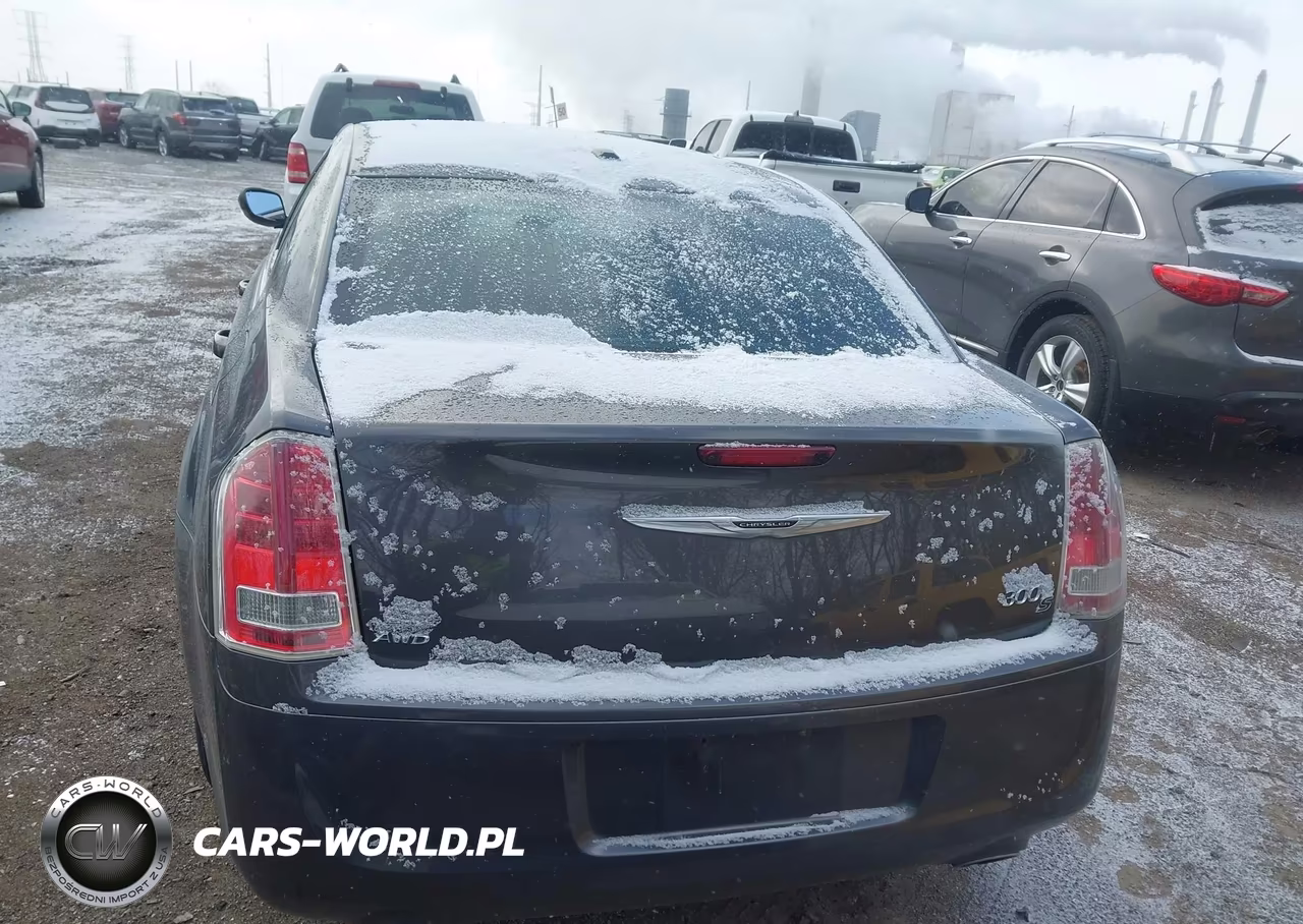 2014 Chrysler 300 300S VIN:2C3CCAGT3EH164439 - 16