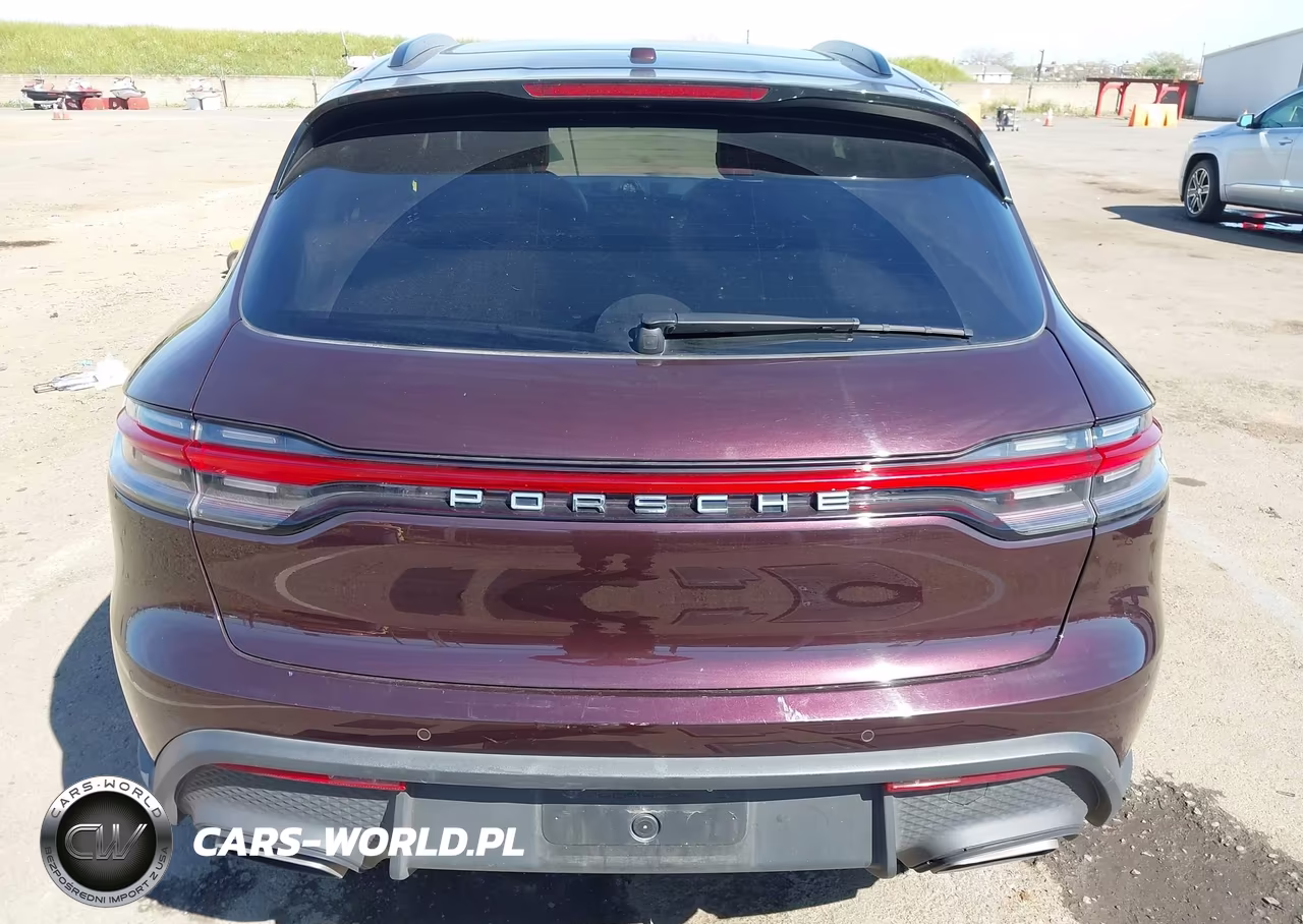 2023 Porsche Macan T VIN:WP1AA2A51PLB14975 - 16