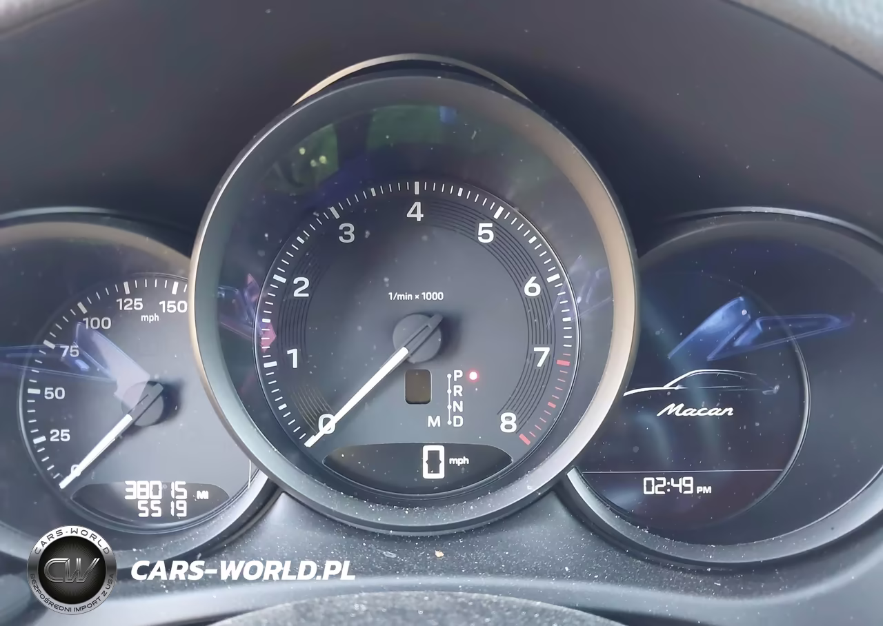 2023 Porsche Macan T VIN:WP1AA2A51PLB14975 - 7