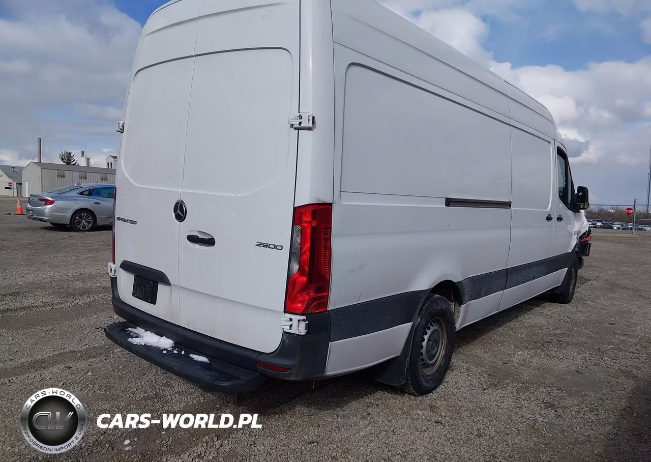 2020 Mercedes-Benz Sprinter 2500 High Roof V6 VIN:W1Y4ECHY5LP246533 - 4