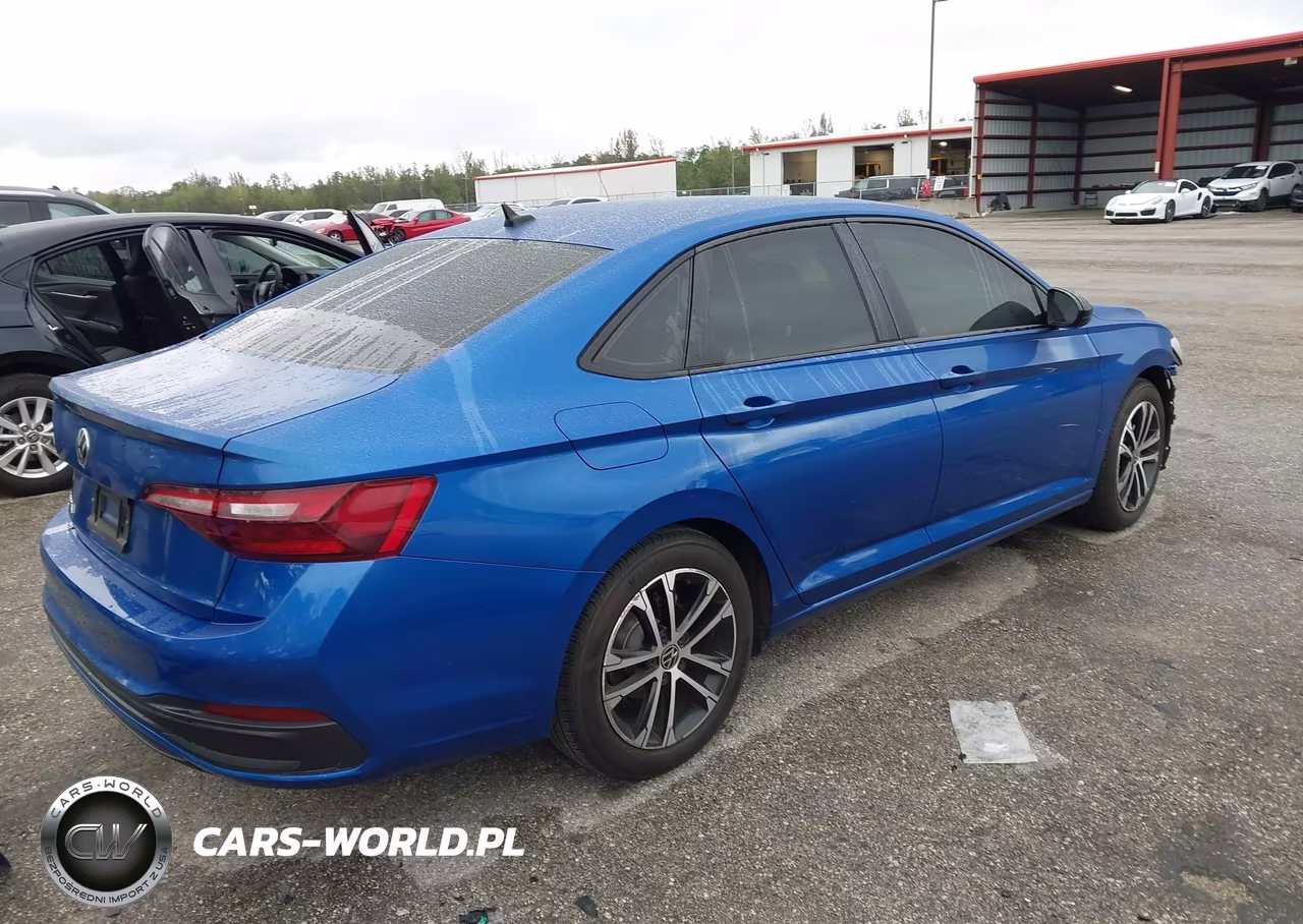2022 Volkswagen Jetta 1.5T Sport VIN:3VWBM7BU0NM019039 - 4