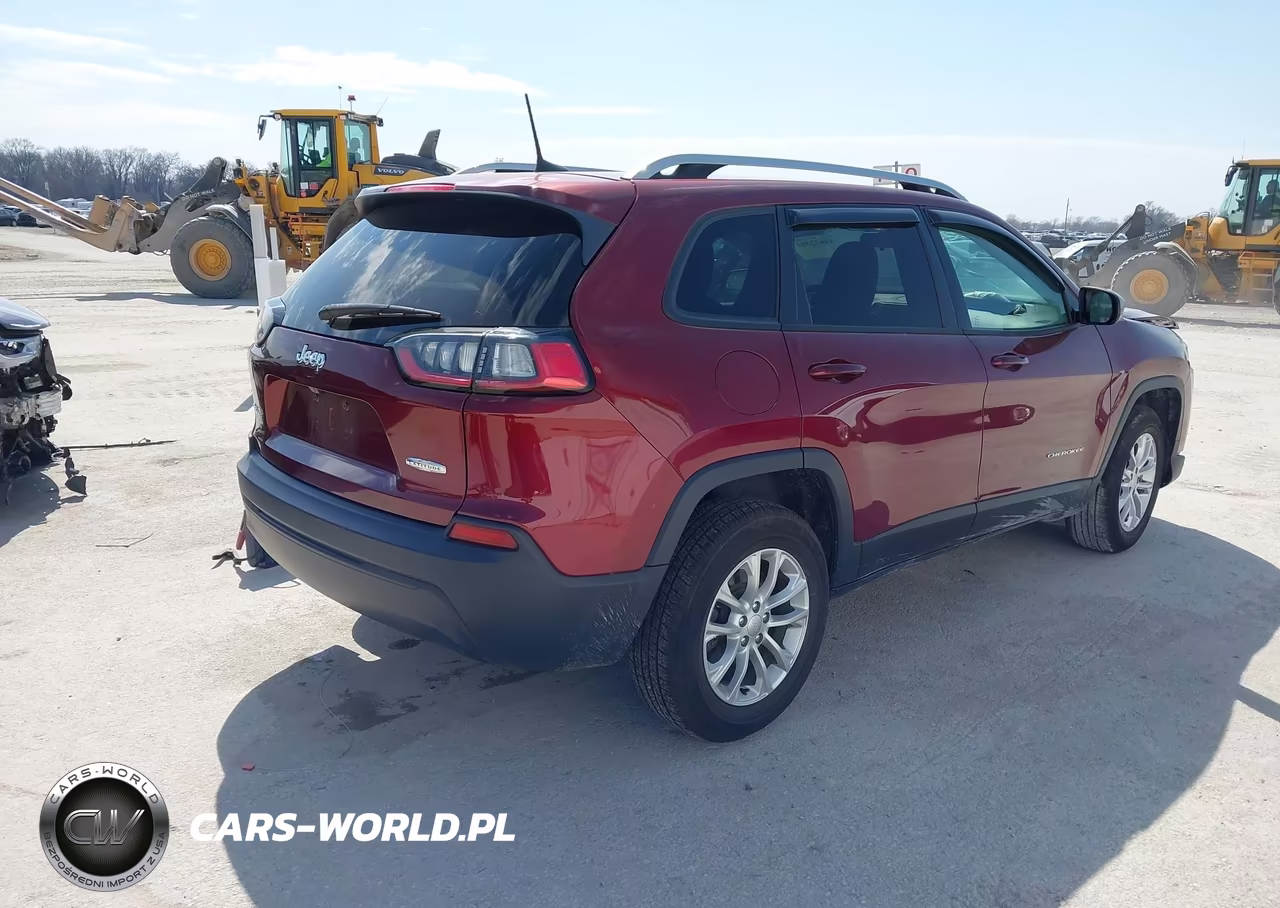 2020 Jeep Cherokee Latitude 4X4 VIN:1C4PJMCB2LD581949 - 4