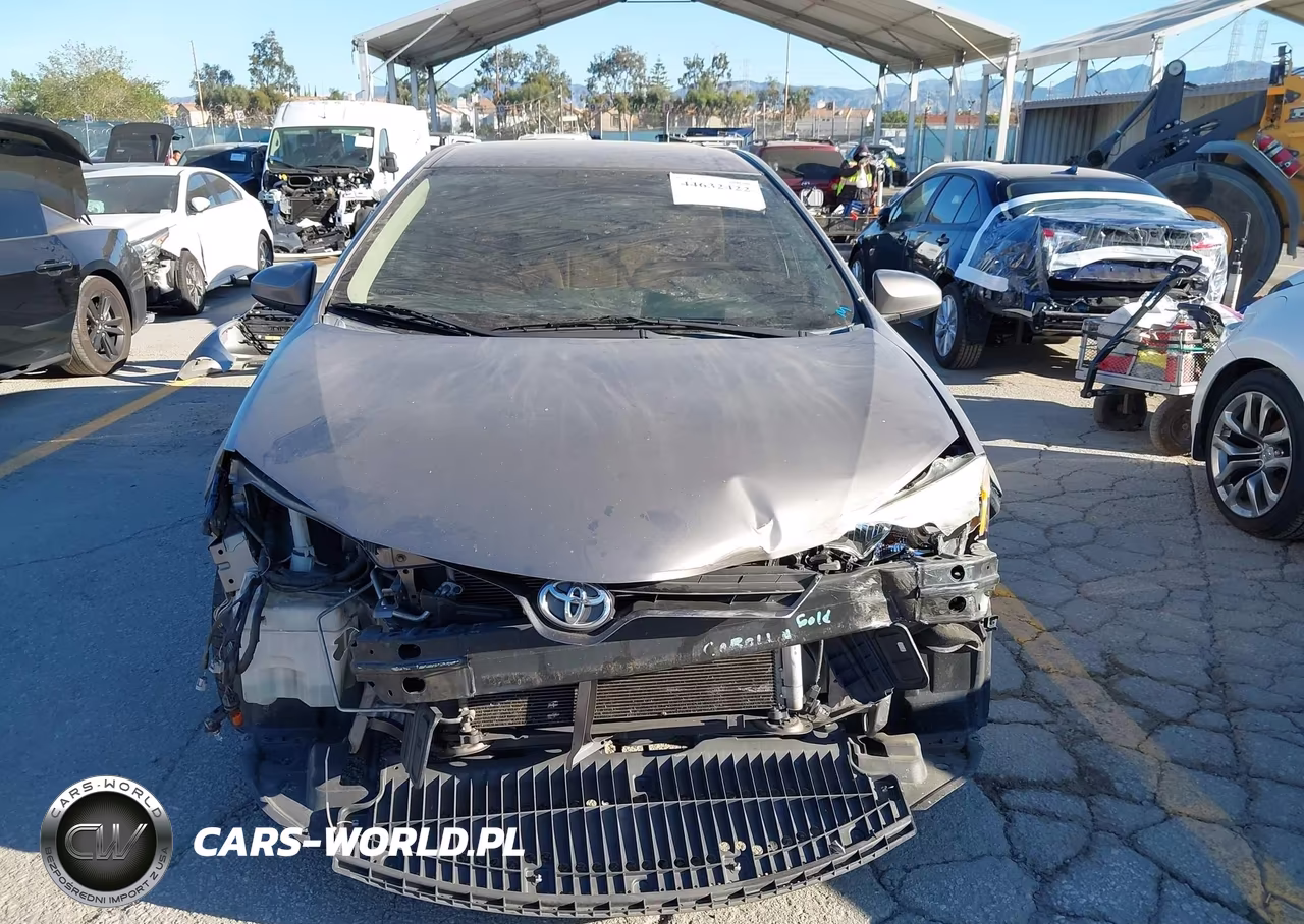 2015 Toyota Corolla Le VIN:5YFBURHE5FP194508 - 13
