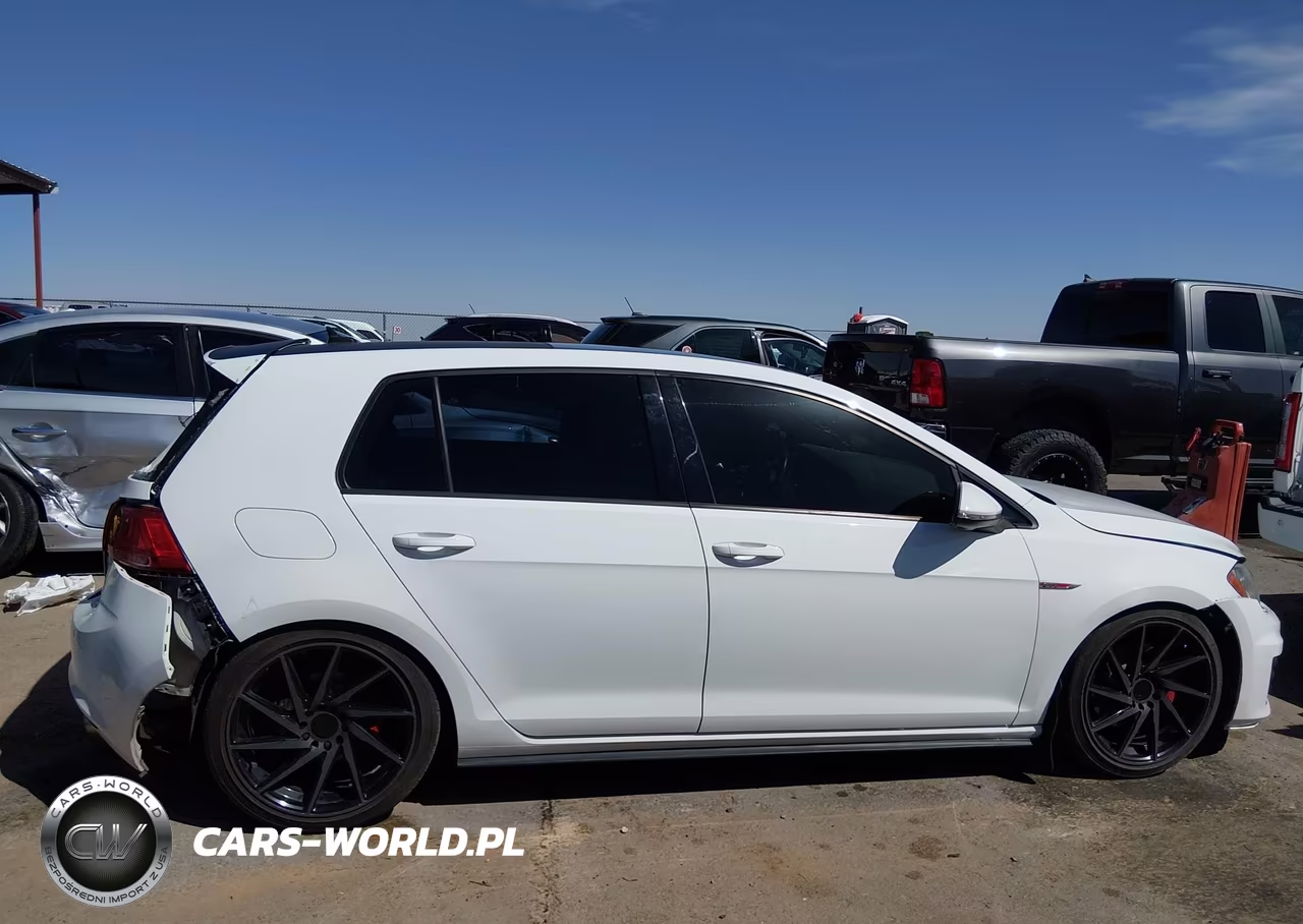 2015 Volkswagen Golf Gti 2.0T Se 4-Door VIN:3VW4T7AU3FM081551 - 13