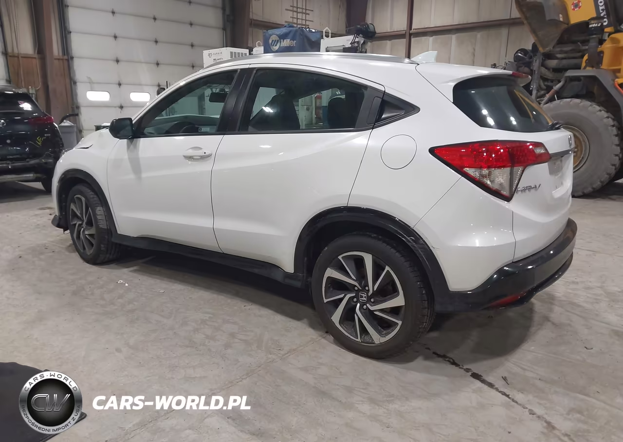 2019 Honda Hr-V Sport VIN:3CZRU6H17KM708008 - 3