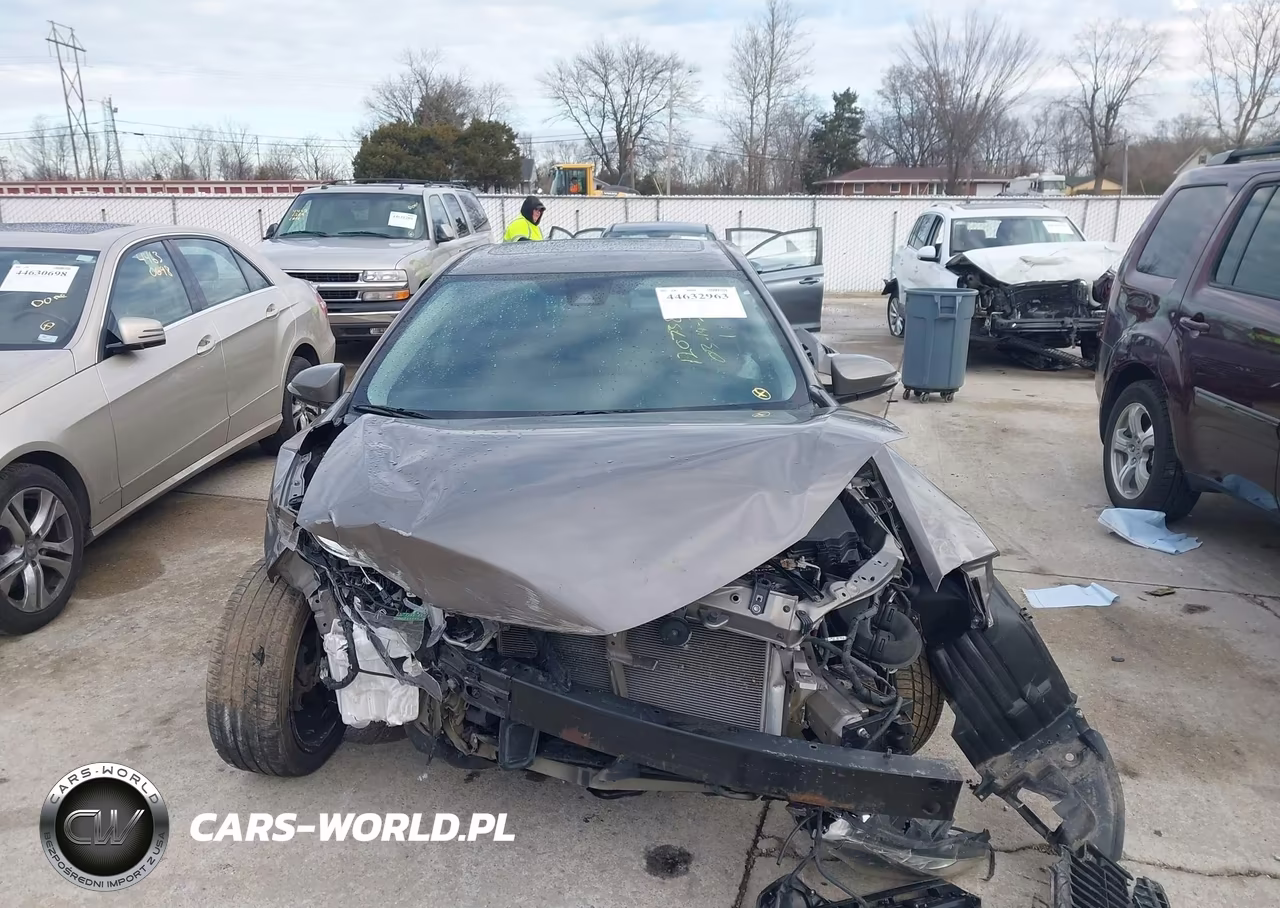 2018 Toyota Corolla Xse VIN:5YFBURHE1JP849482 - 12