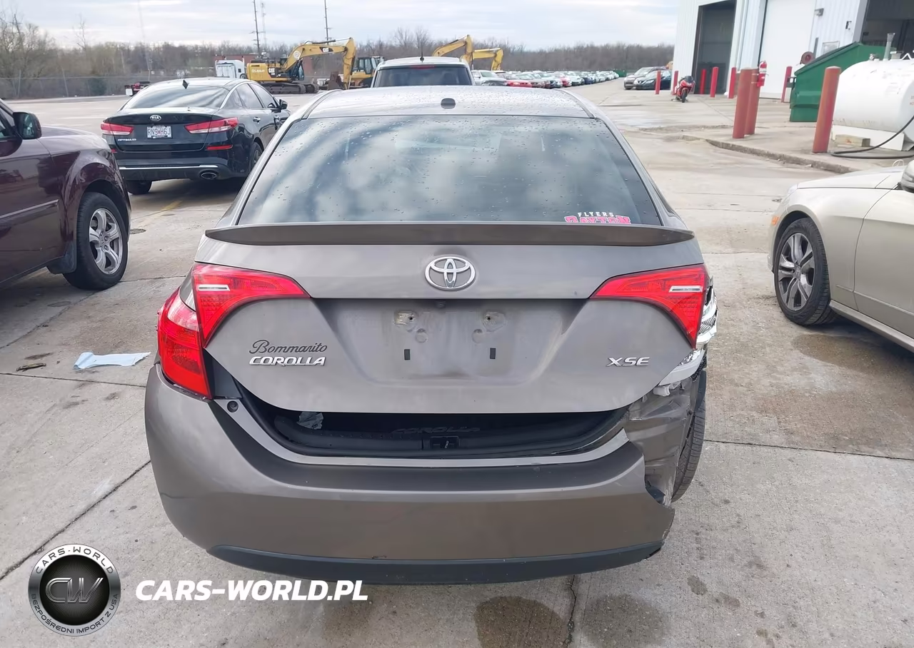 2018 Toyota Corolla Xse VIN:5YFBURHE1JP849482 - 16