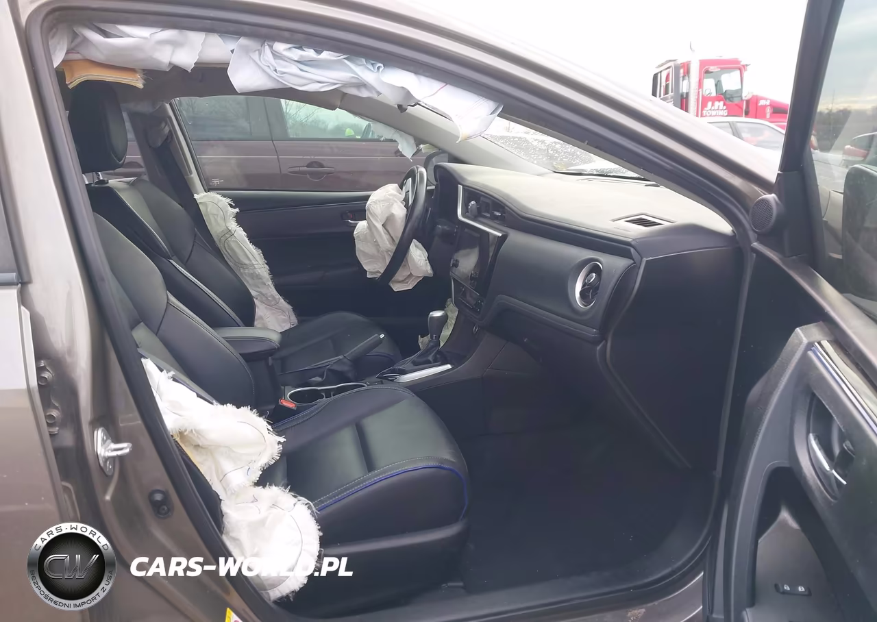 2018 Toyota Corolla Xse VIN:5YFBURHE1JP849482 - 5