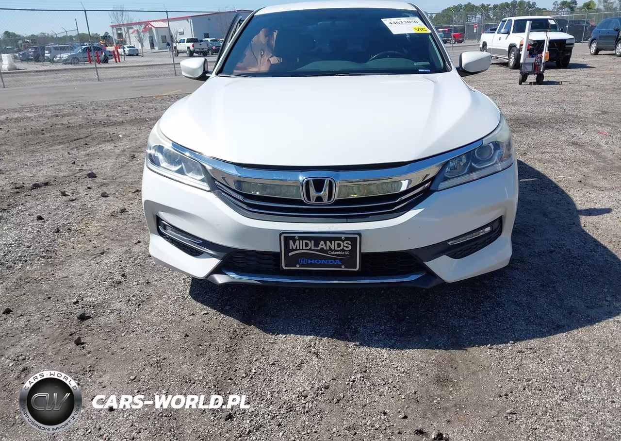 2016 Honda Accord Sport VIN:1HGCR2F51GA195534 - 12