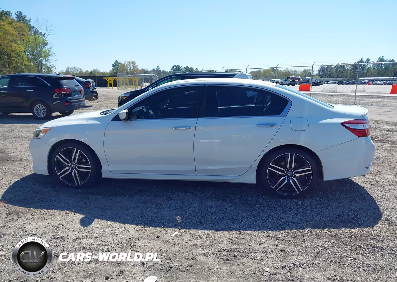 2016 Honda Accord Sport VIN:1HGCR2F51GA195534 - 14