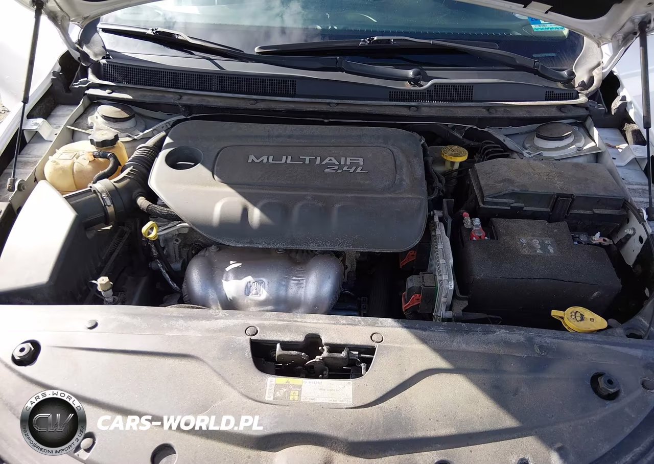 2015 Chrysler 200 Limited VIN:1C3CCCAB7FN700121 - 10