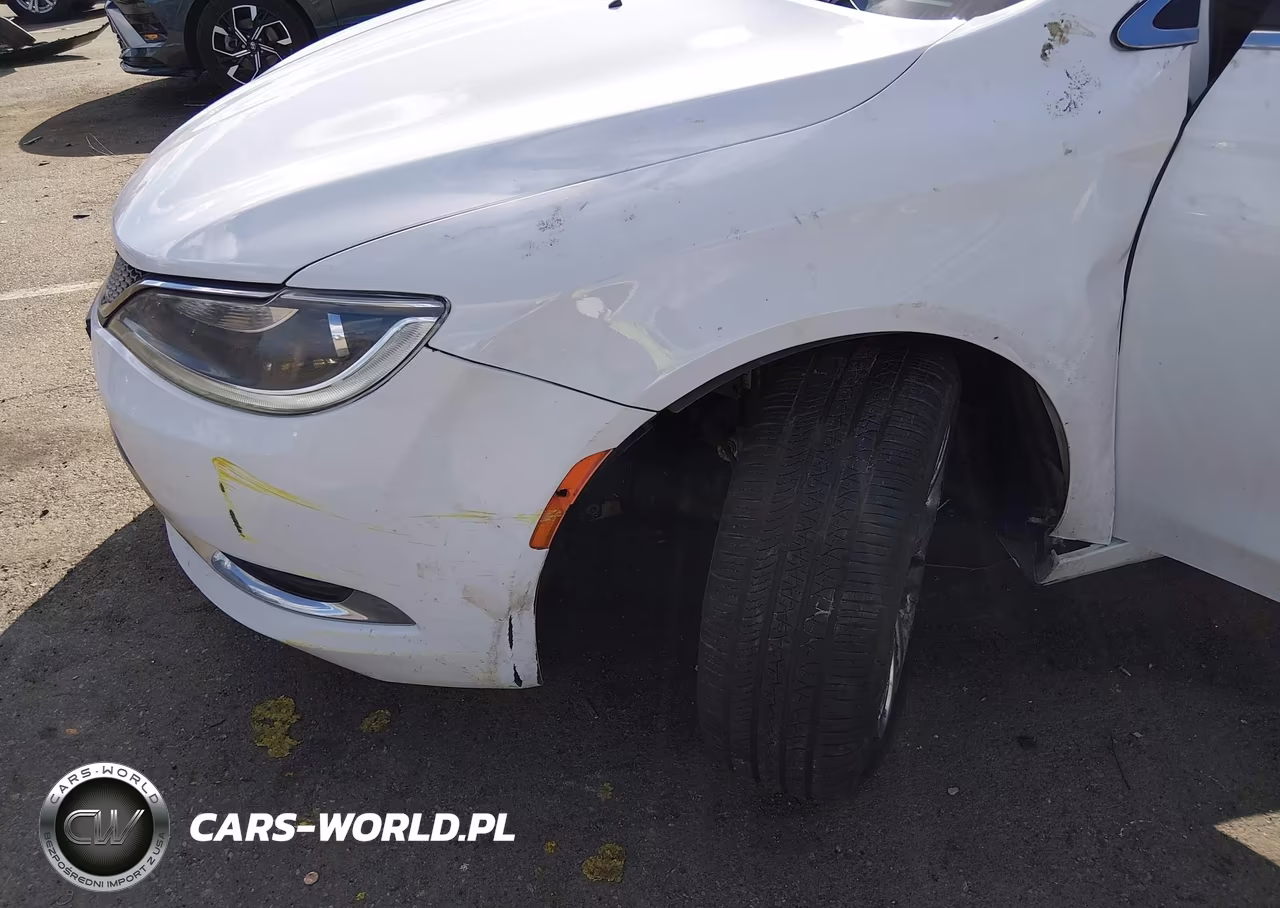 2015 Chrysler 200 Limited VIN:1C3CCCAB7FN700121 - 6