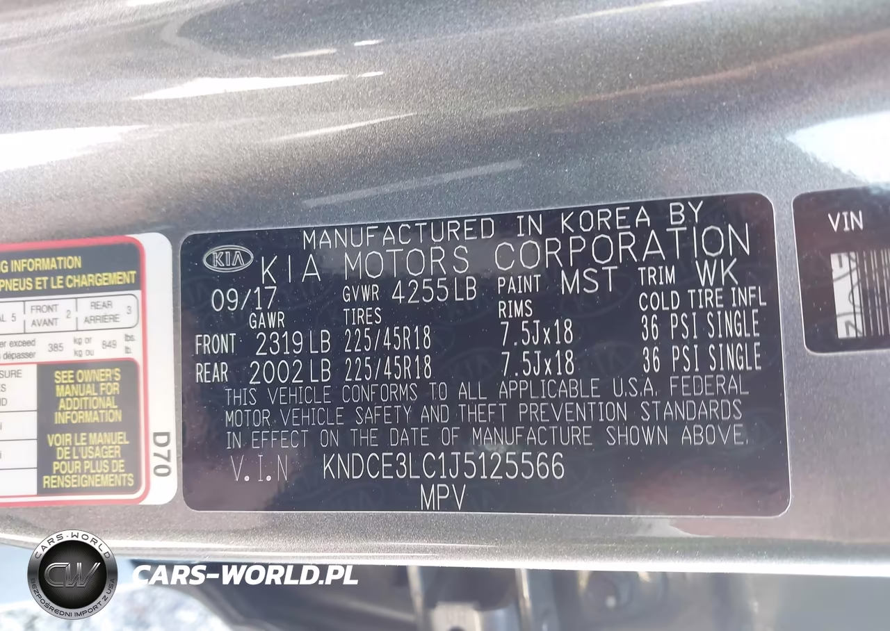 2018 Kia Niro Touring VIN:KNDCE3LC1J5125566 - 9