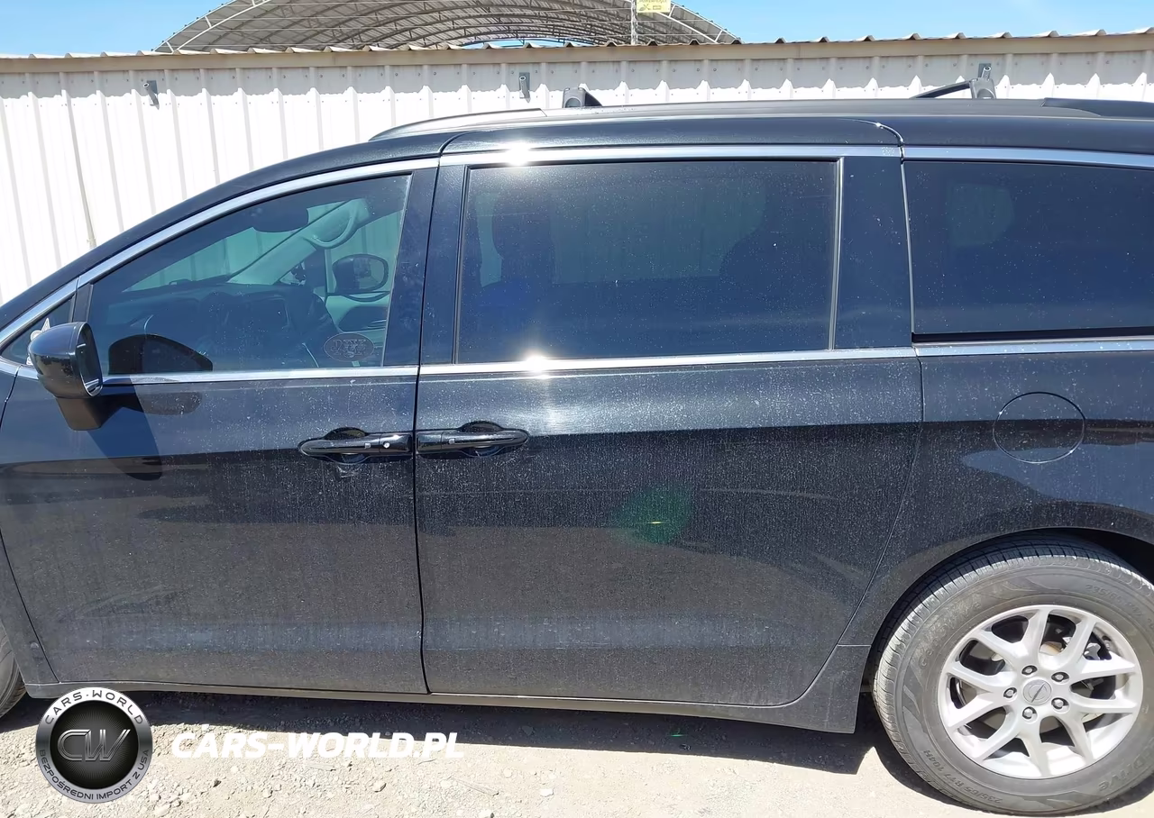 2021 Chrysler Voyager Lxi VIN:2C4RC1DG8MR504559 - 15