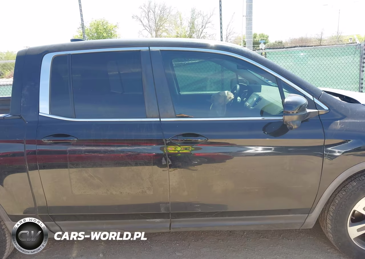 2019 Honda Ridgeline Rtl-T VIN:5FPYK2F68KB005592 - 13