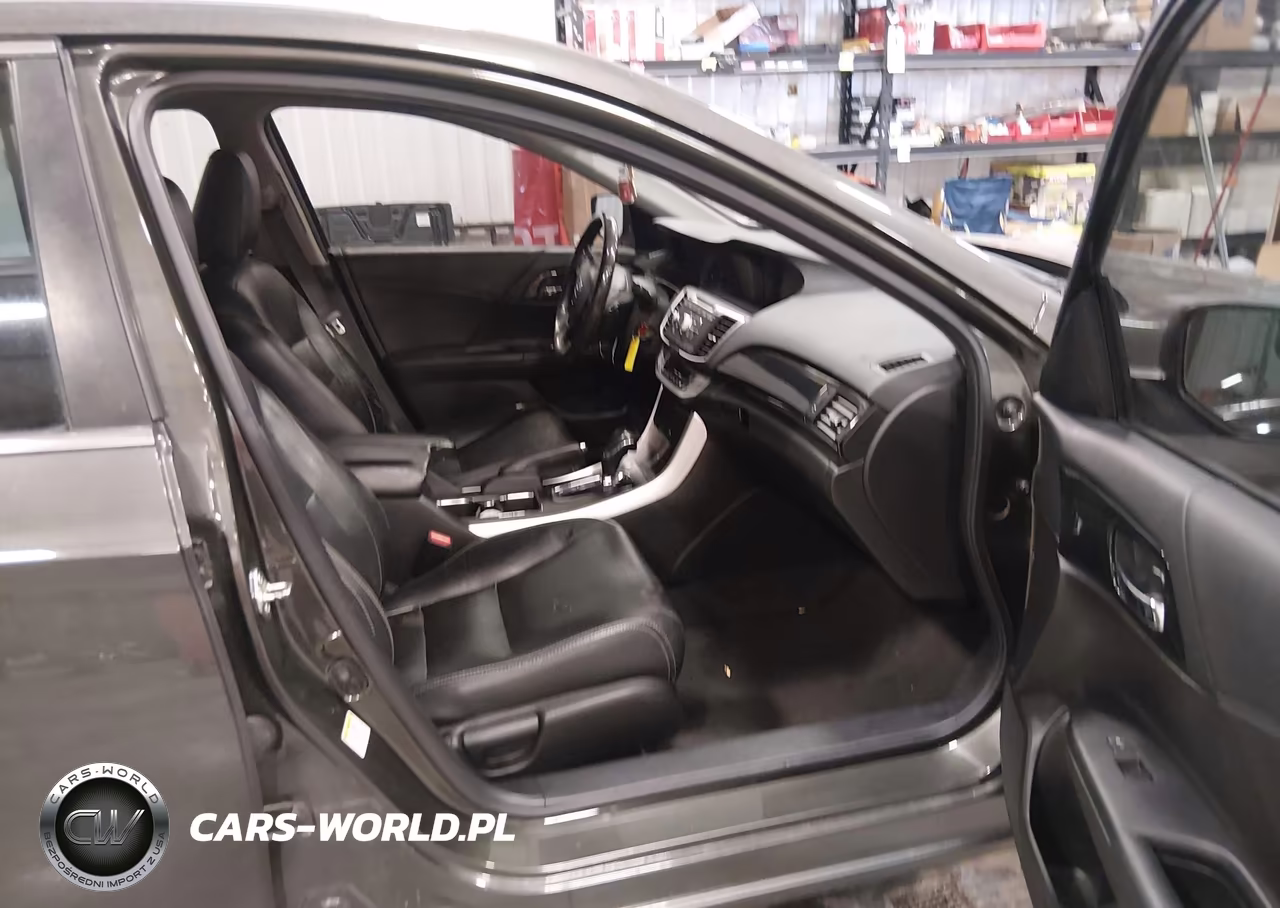 2015 Honda Accord Sport VIN:1HGCR2F52FA091617 - 5