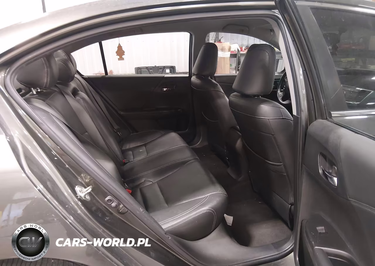 2015 Honda Accord Sport VIN:1HGCR2F52FA091617 - 8