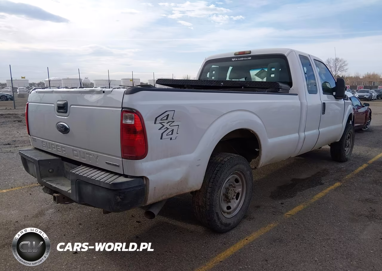 2011 Ford F-250 Xl VIN:1FT7X2B68BEC11637 - 4