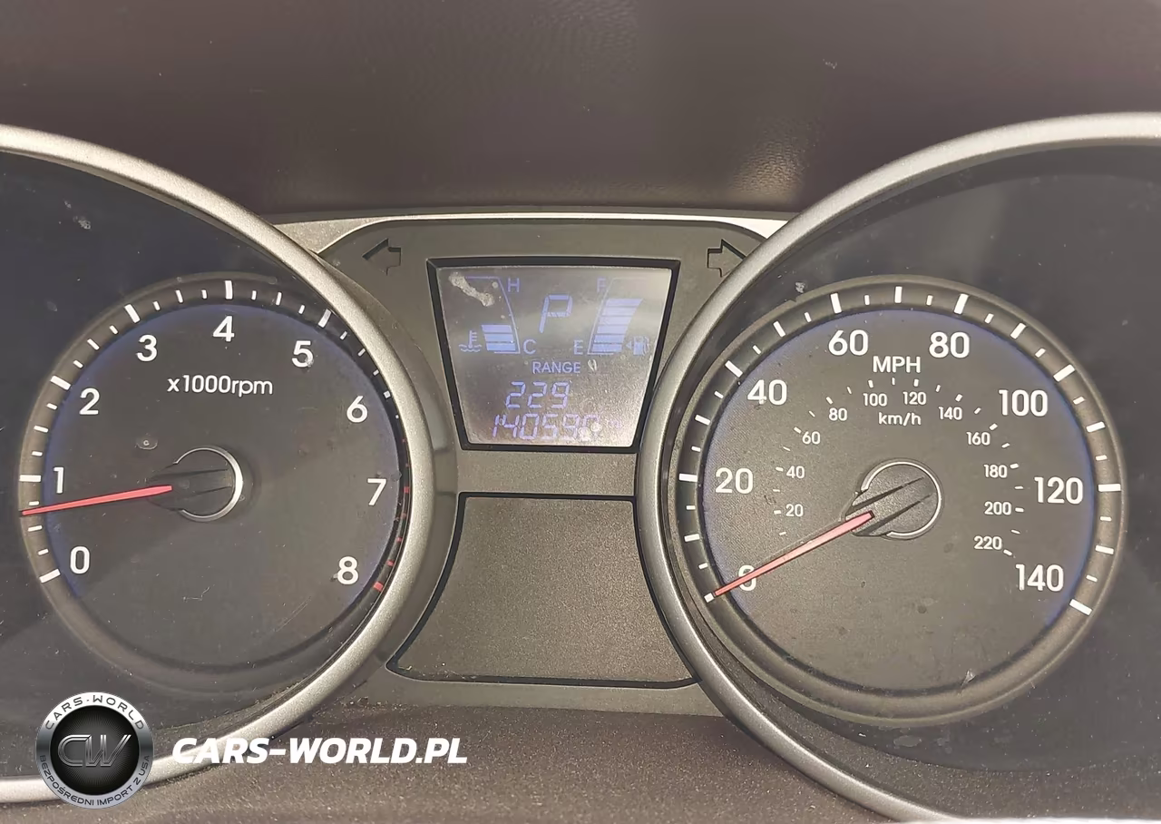 2012 Hyundai Tucson Limited VIN:KM8JU3AC5CU528015 - 7