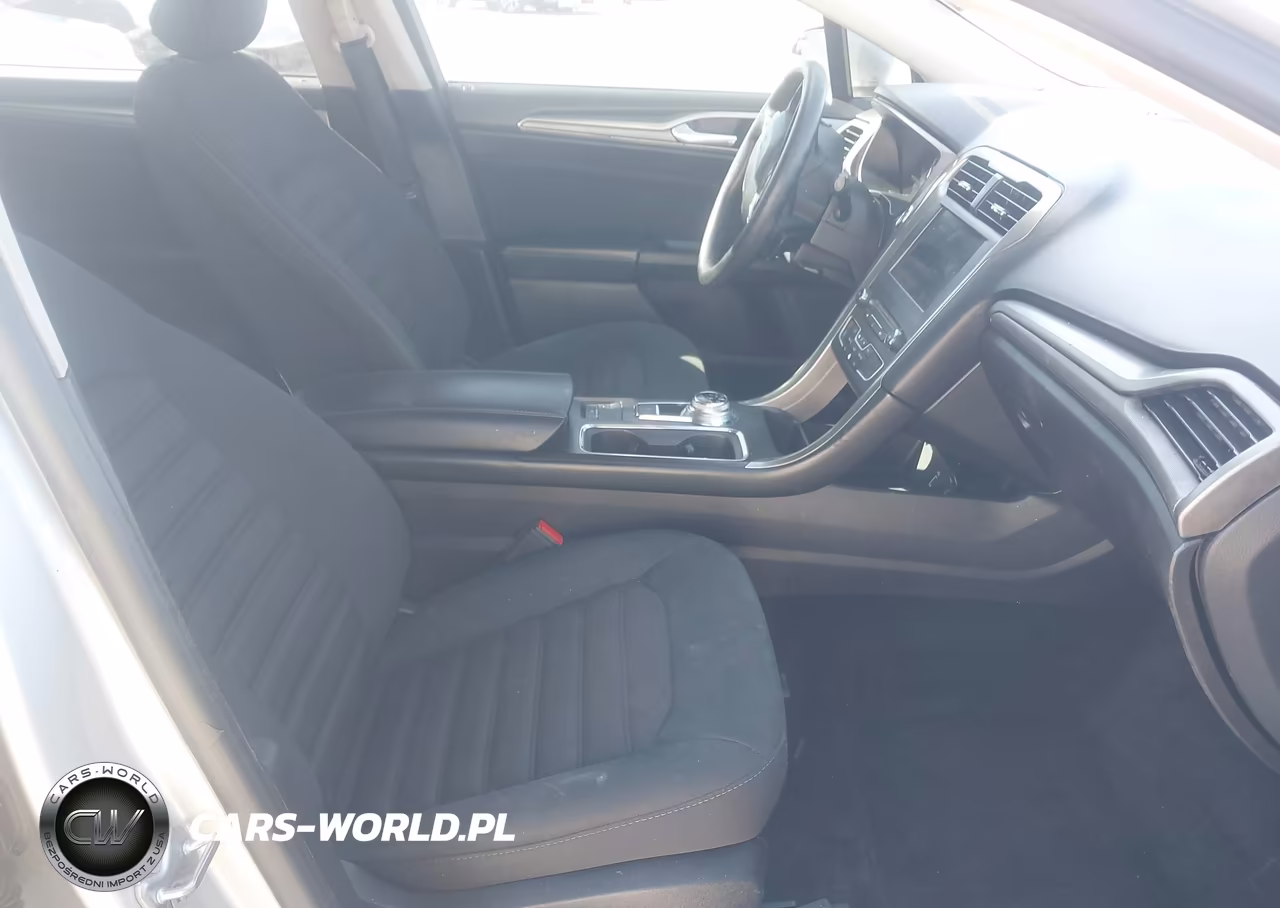 2018 Ford Fusion Se VIN:3FA6P0HD3JR135493 - 5