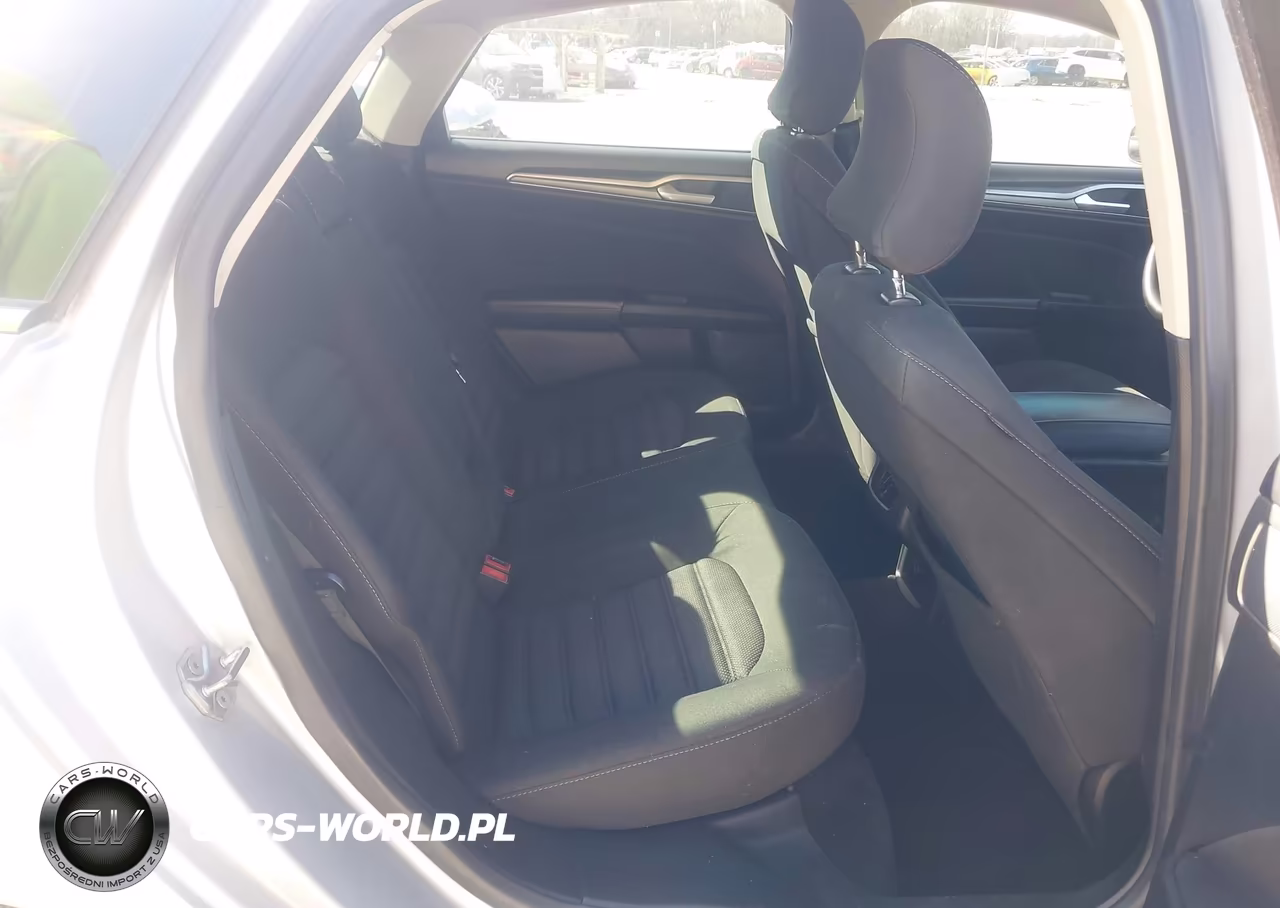 2018 Ford Fusion Se VIN:3FA6P0HD3JR135493 - 8