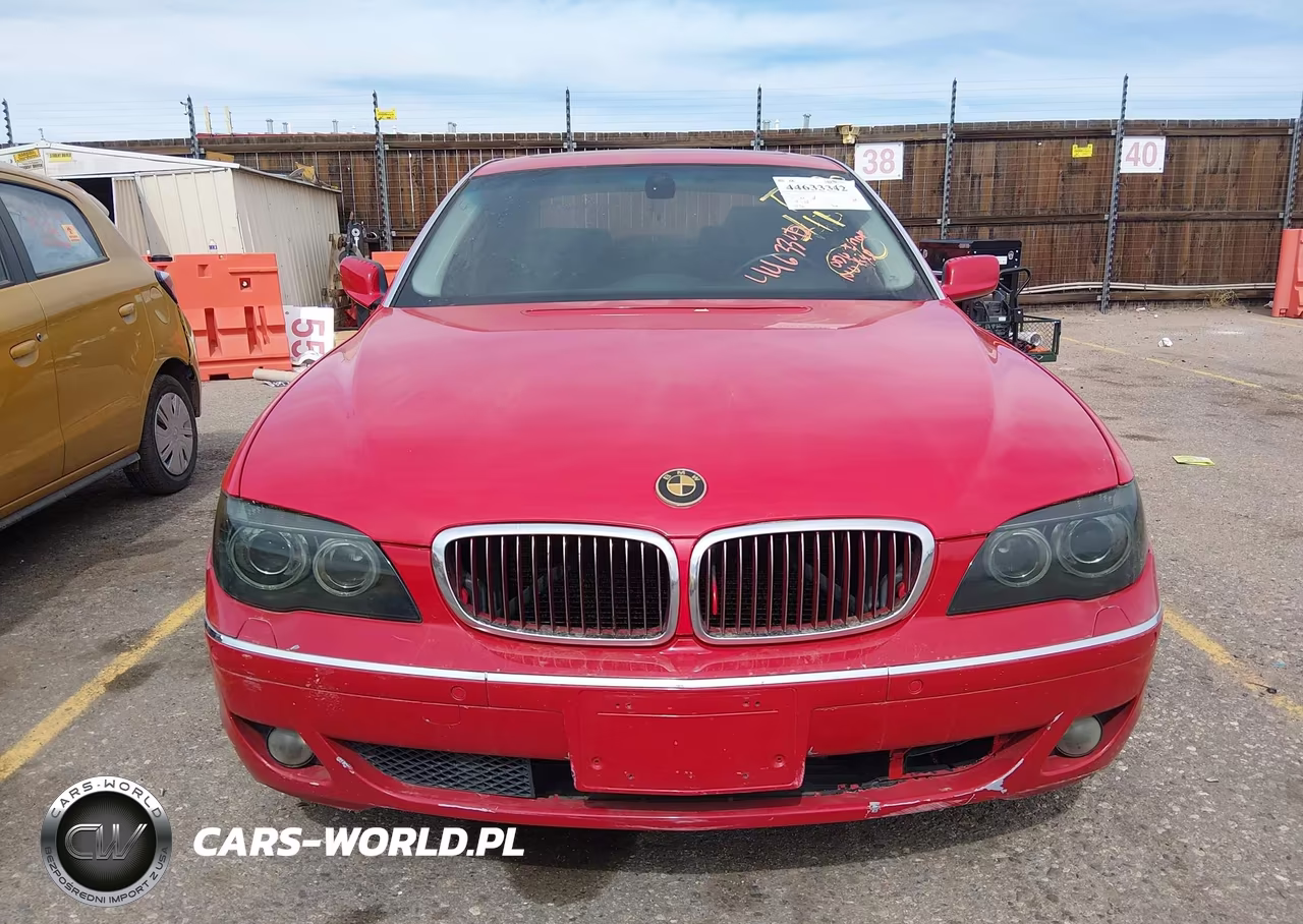 2006 BMW 750Li VIN:WBAHN83586DT63820 - 12