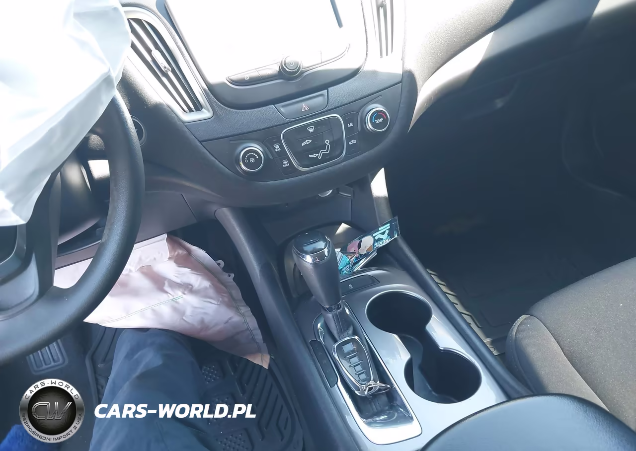 2018 Chevrolet Malibu 1Ls VIN:1G1ZB5ST3JF215398 - 11
