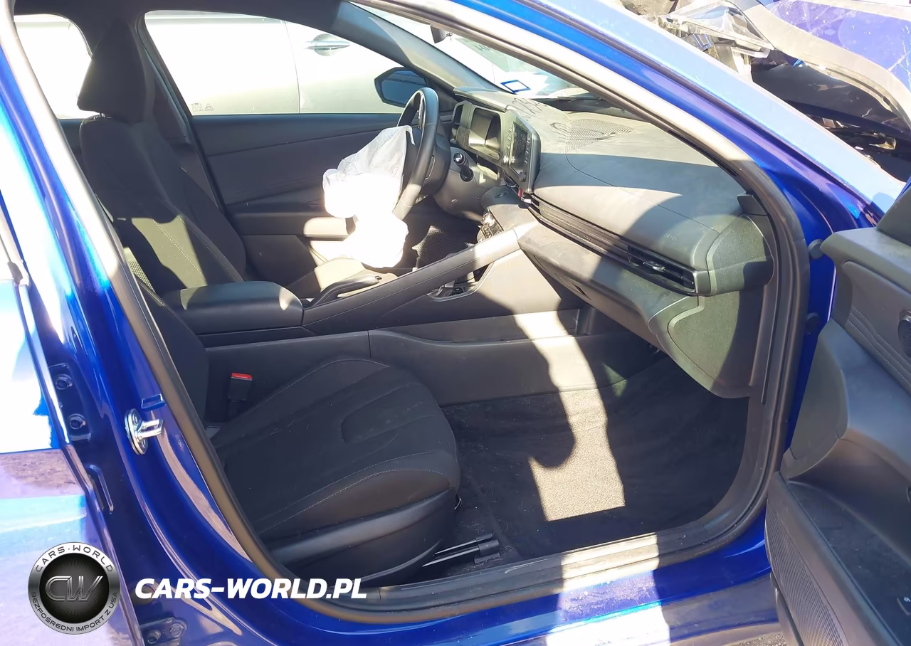 2025 Hyundai Elantra Sel Sport VIN:KMHLM4DG6SU901171 - 5