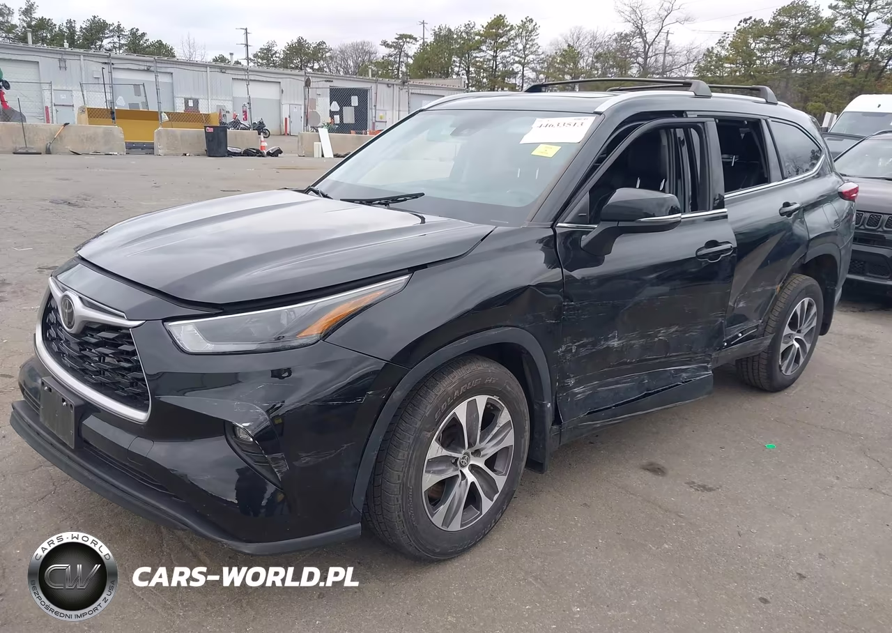 2022 Toyota Highlander Xle VIN:5TDGZRBH5NS224641 - 2