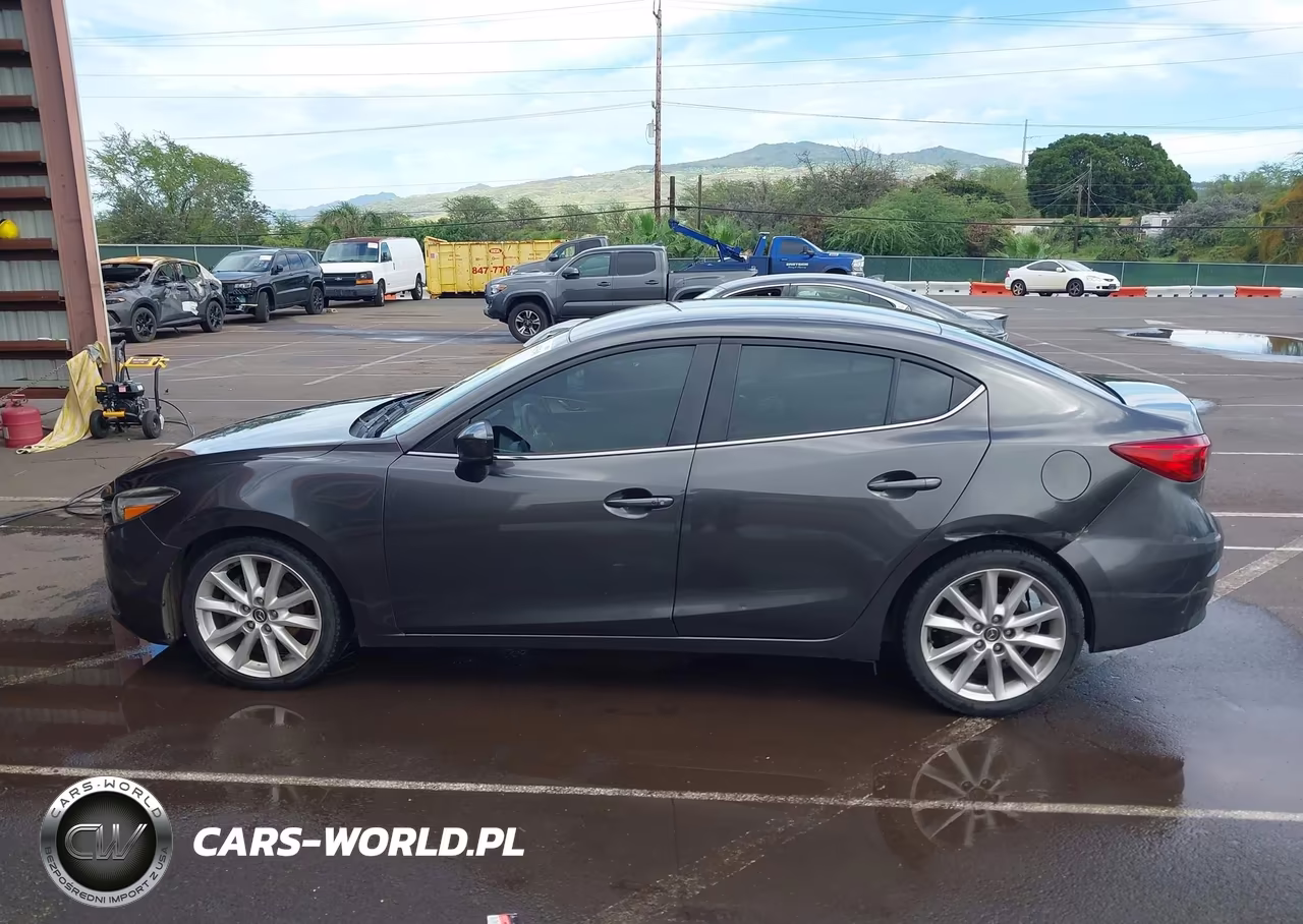 2017 Mazda Mazda3 Touring VIN:JM1BN1V72H1142913 - 14