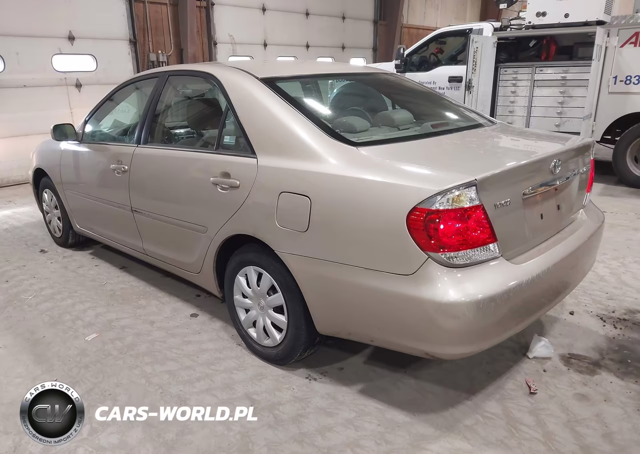 2006 Toyota Camry Le VIN:4T1BE32K76U736845 - 3