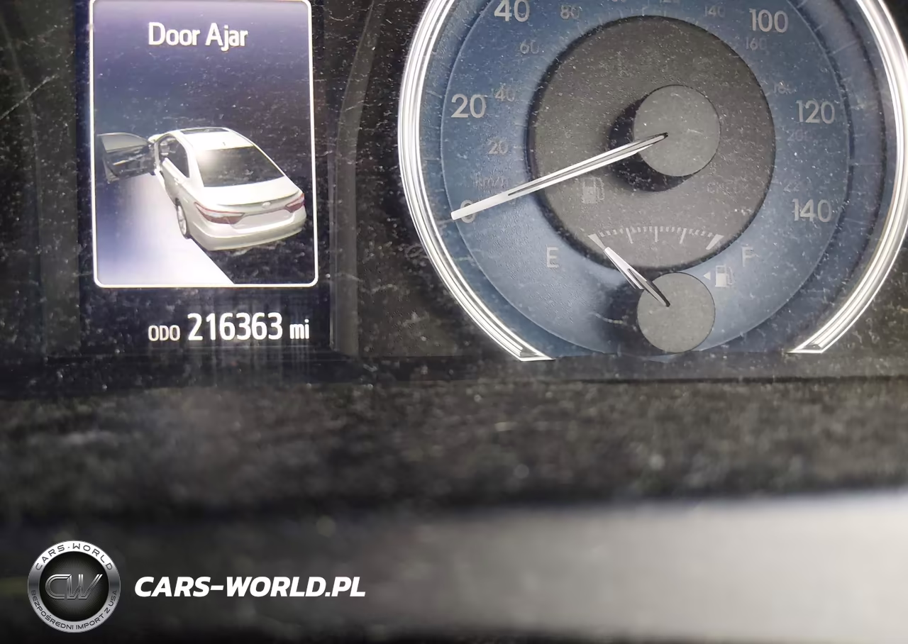 2017 Toyota Camry Le VIN:4T1BF1FK7HU745513 - 15