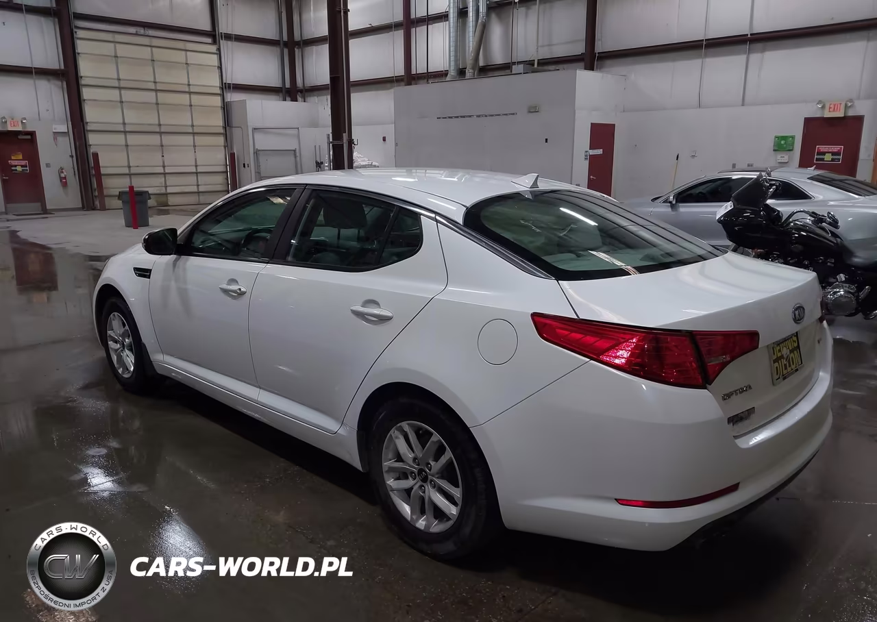 2011 Kia Optima Lx VIN:KNAGM4A78B5128575 - 3
