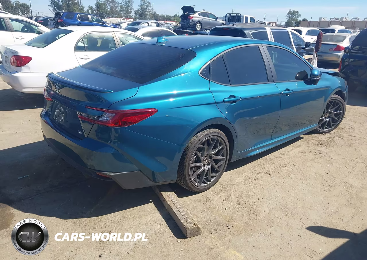 2026 Toyota Camry Se VIN:4T1DAACKXTU222457 - 4