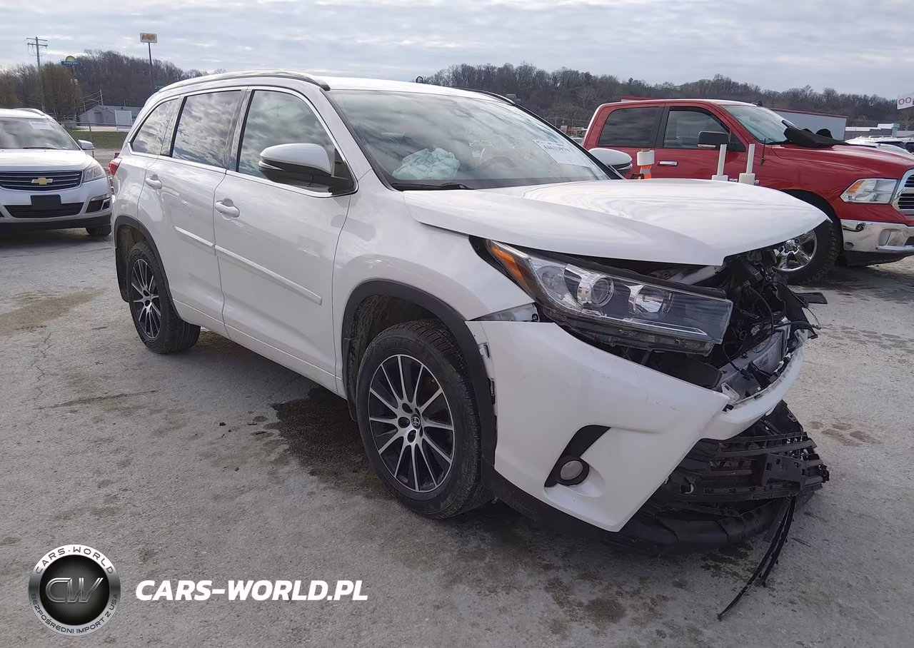 2017 Toyota Highlander Se