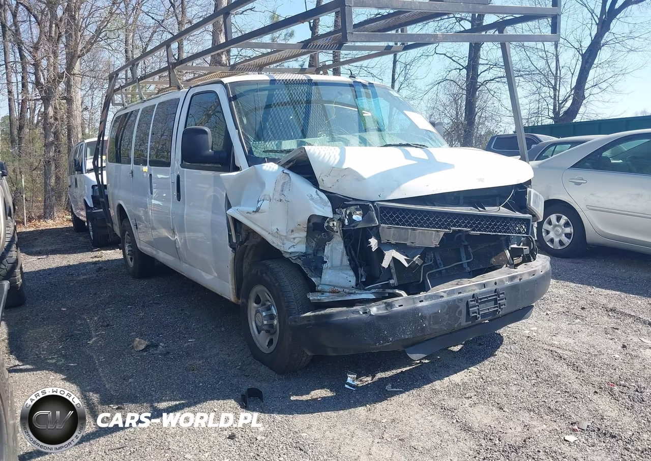 2015 Chevrolet Express 2500 Lt