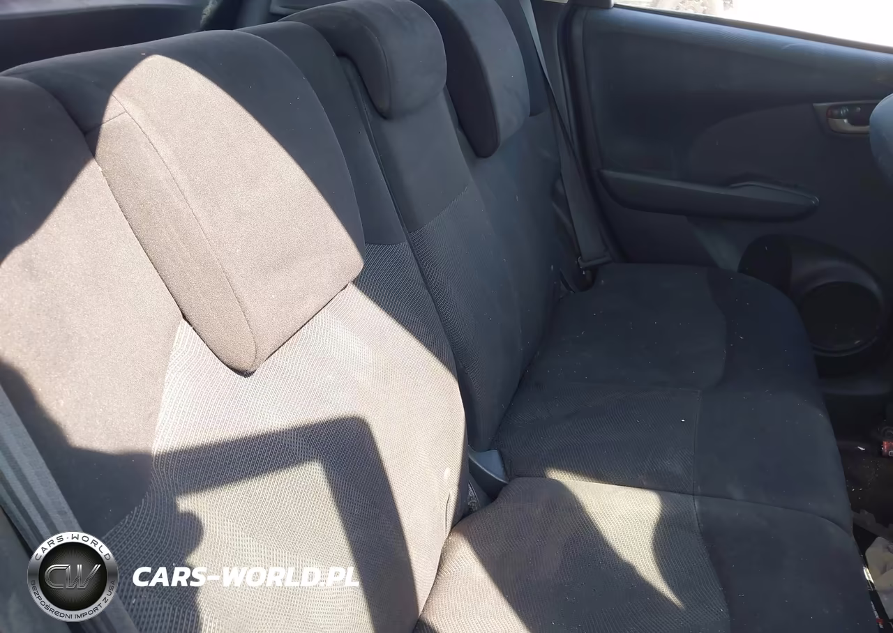 2011 Honda Fit Sport VIN:JHMGE8G56BC007812 - 8