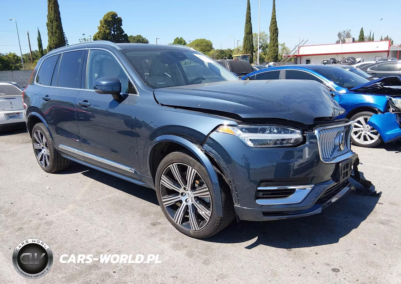 2024 Volvo Xc90 Recharge Plug-In Hybrid T8 Core Bright Theme – zdjęcie 1 z 16