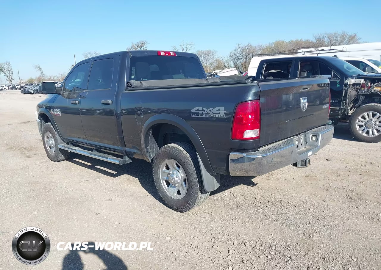 2018 Ram 2500 VIN:3C6UR5CL8JG222994 - 3