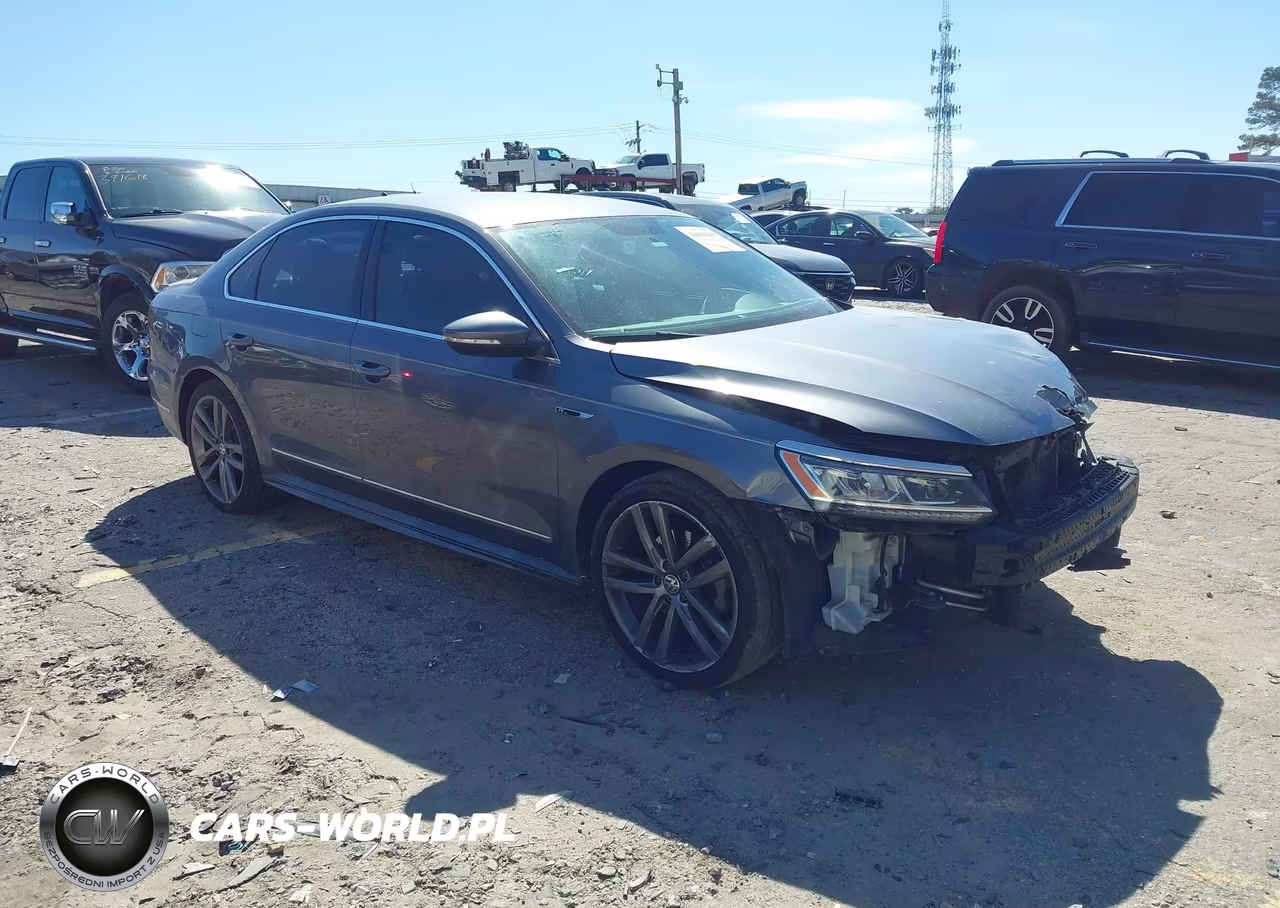 2017 Volkswagen Passat 1.8T R-Line