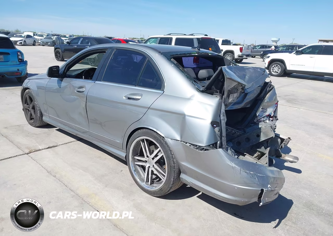 2009 Mercedes-Benz C 350 Sport VIN:WDDGF56X19F221282 - 3