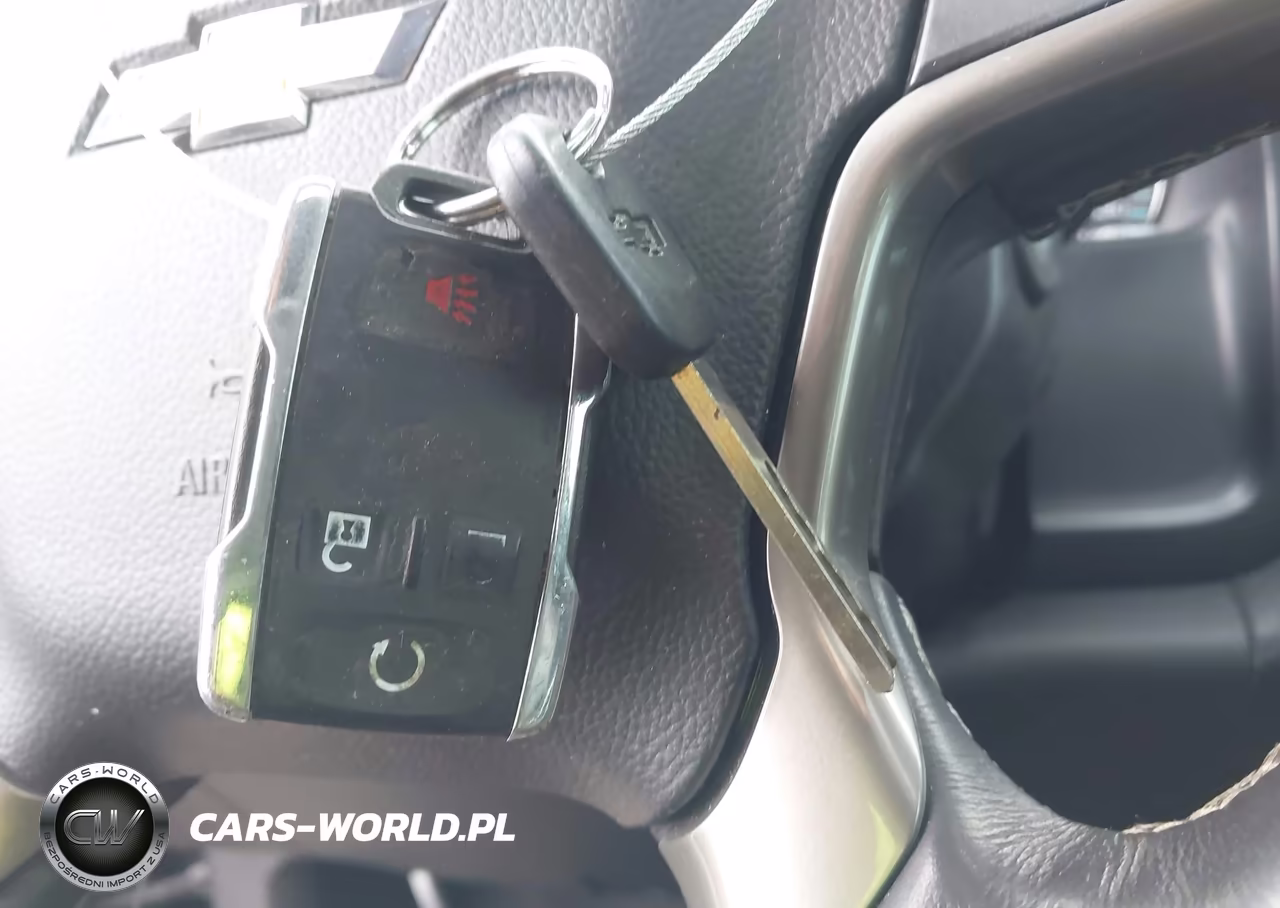 2018 Chevrolet Silverado 1500 High Country VIN:3GCUKTEC2JG120119 - 11