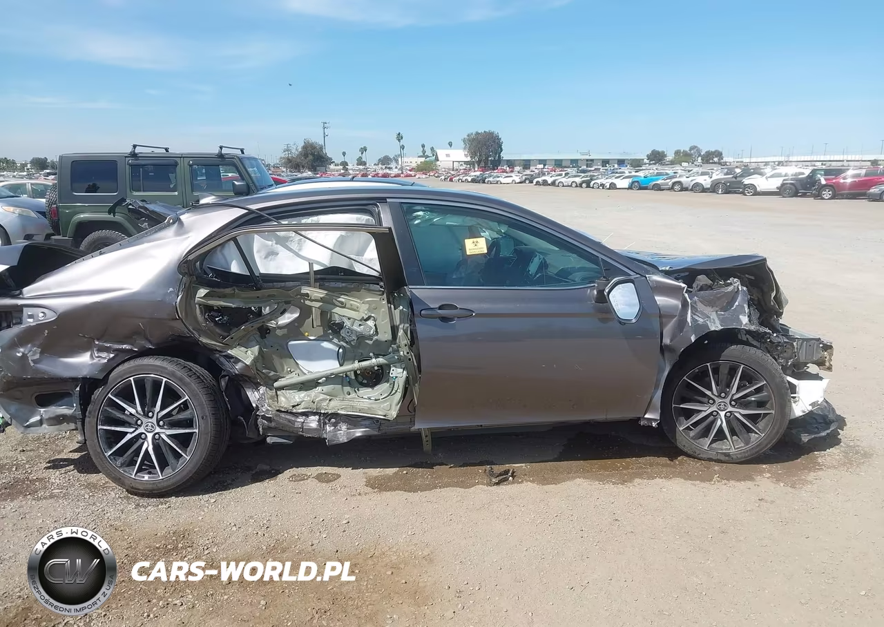 2022 Toyota Camry Se VIN:4T1G11AK6NU680189 - 13