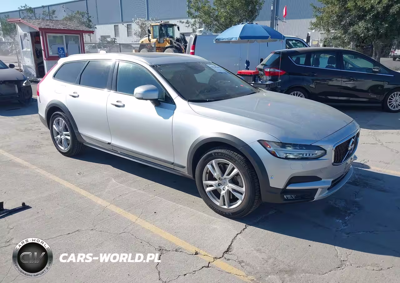 2018 Volvo V90 Cross Country T5