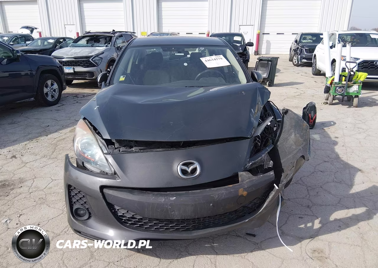 2012 Mazda Mazda3 I Touring VIN:JM1BL1V72C1699500 - 13