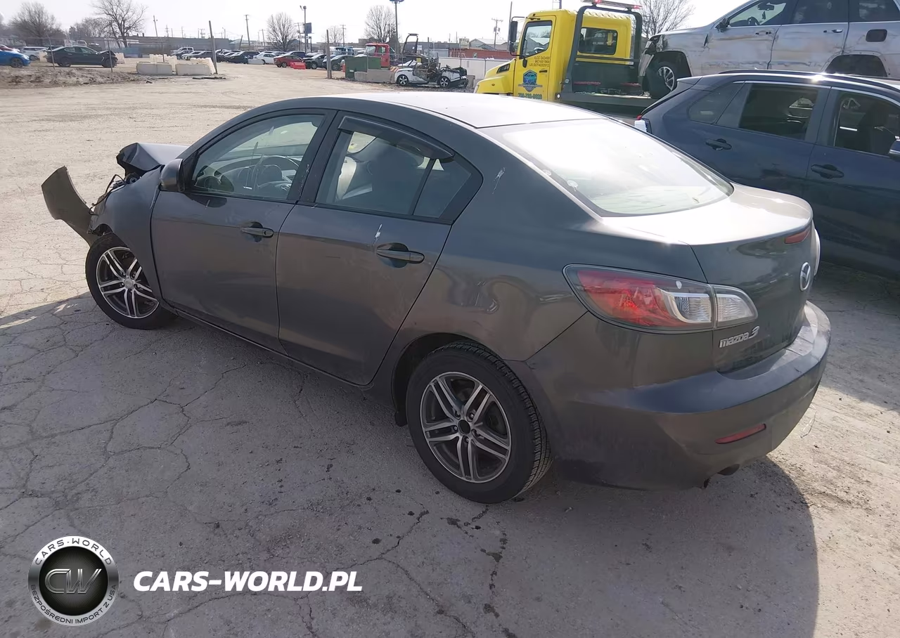 2012 Mazda Mazda3 I Touring VIN:JM1BL1V72C1699500 - 3