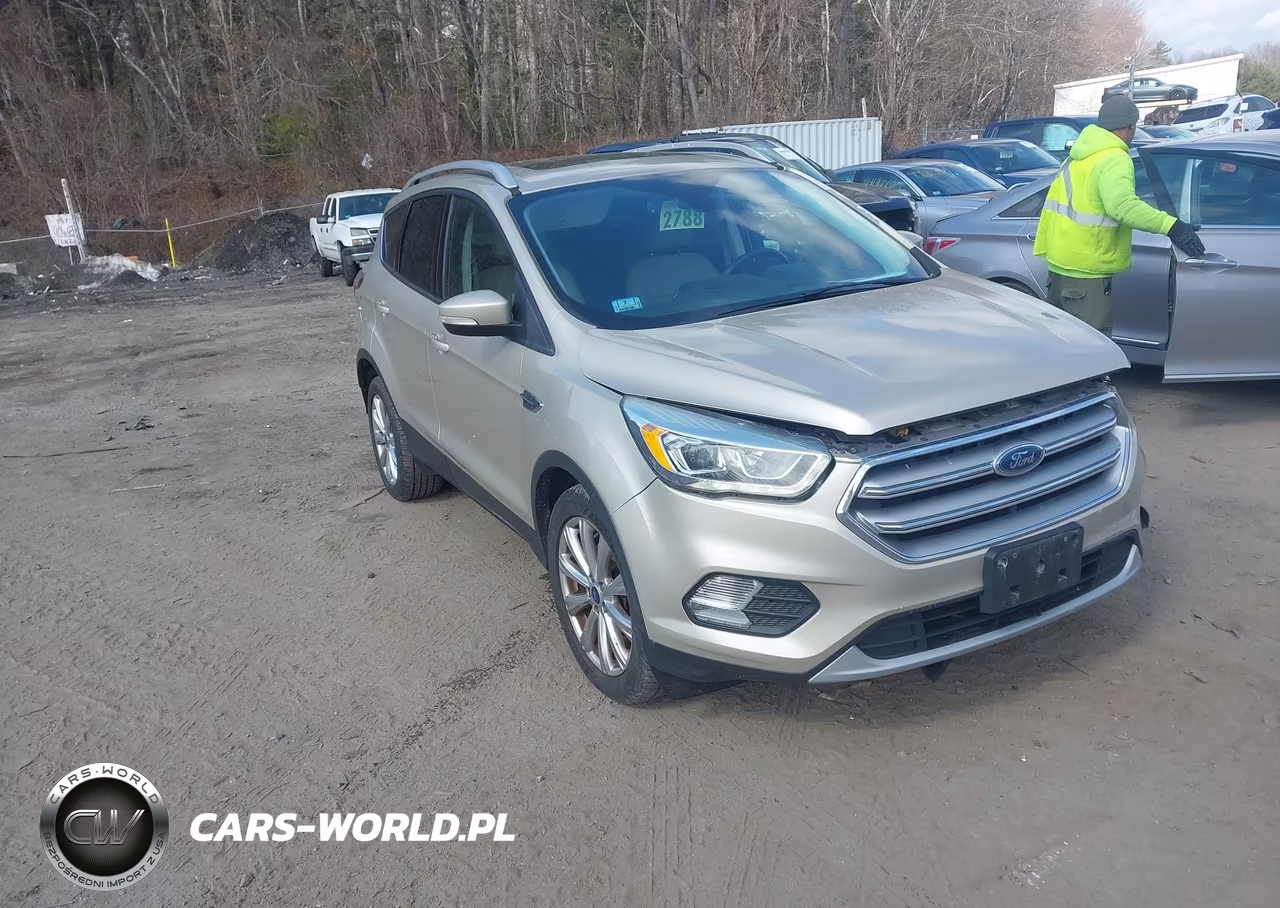 2017 Ford Escape Titanium – zdjęcie 1 z 16