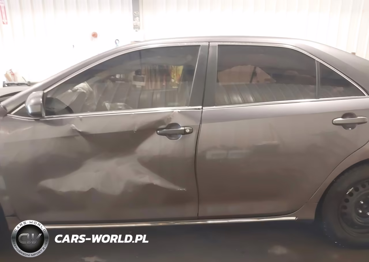 2014 Toyota Camry Le VIN:4T4BF1FK5ER411420 - 15