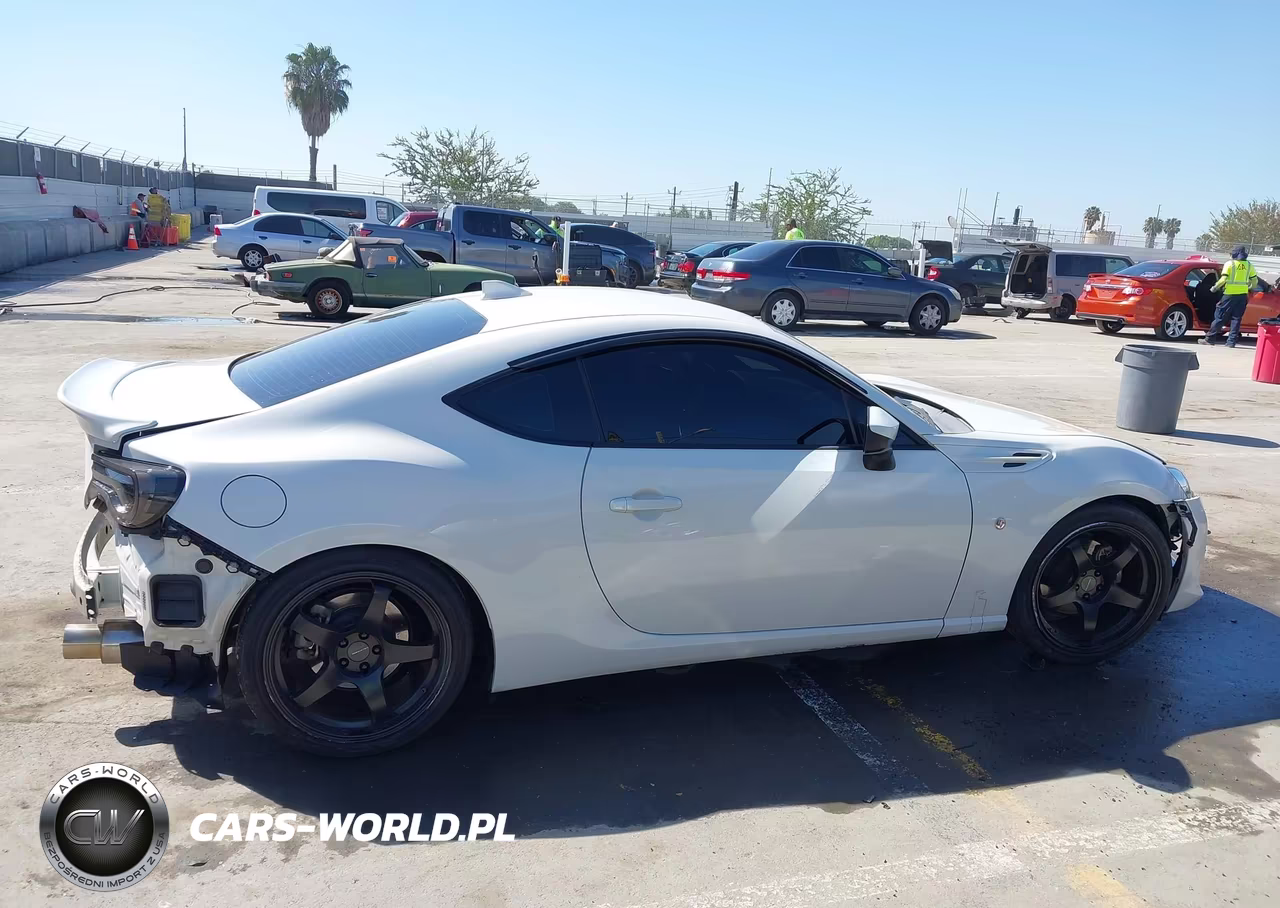 2017 Toyota 86 VIN:JF1ZNAA14H8700645 - 14